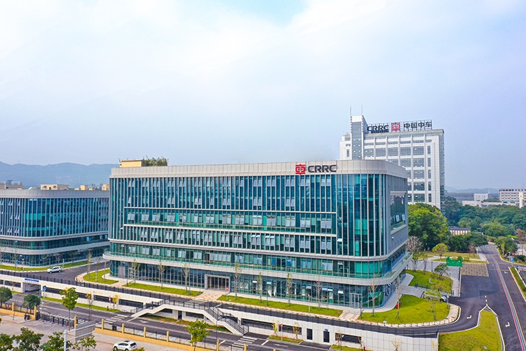 中车株洲所轨道交通、清洁能源、汽车与工业三大产业集群、国家级科研创新平台、核心技术研发团队展示图